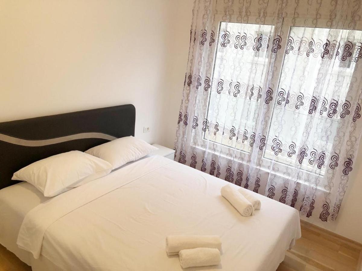 בודווה Montesa Apartments 2 מראה חיצוני תמונה